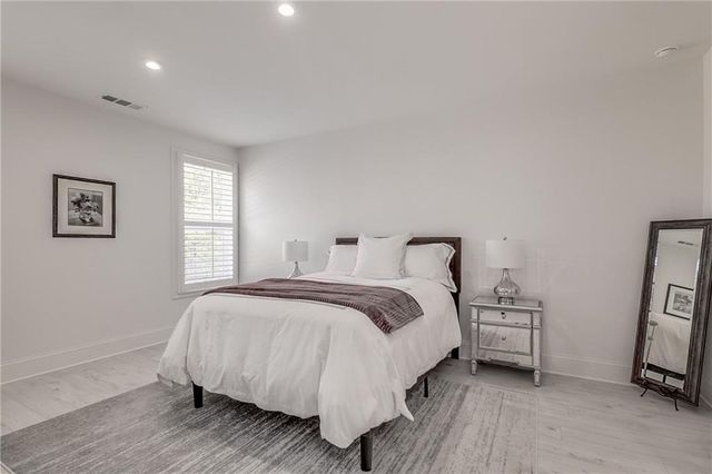 385 Huron Lane, Hoschton, GA 30548