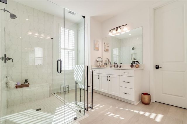 385 Huron Lane, Hoschton, GA 30548