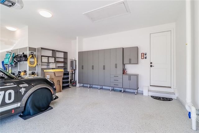 385 Huron Lane, Hoschton, GA 30548