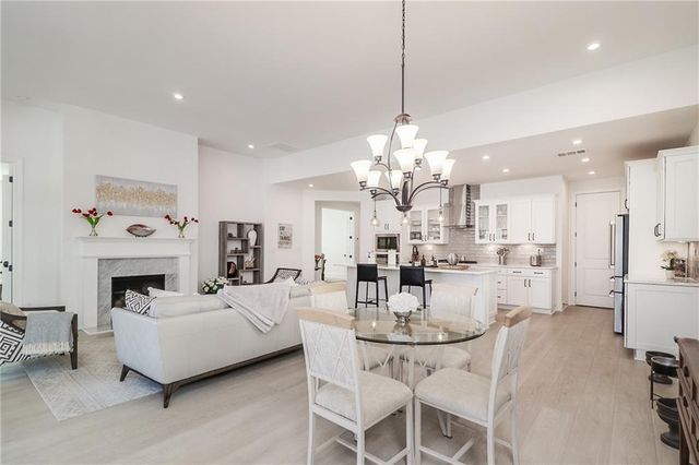 385 Huron Lane, Hoschton, GA 30548