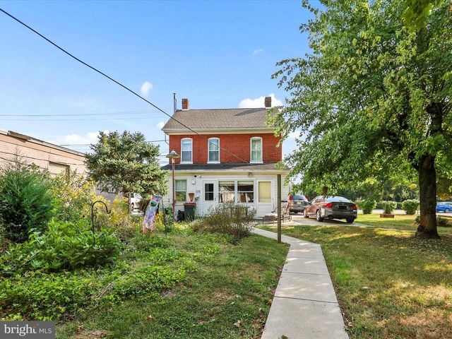 4960 YORK, New Oxford, PA 17350