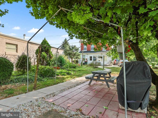 4960 YORK, New Oxford, PA 17350