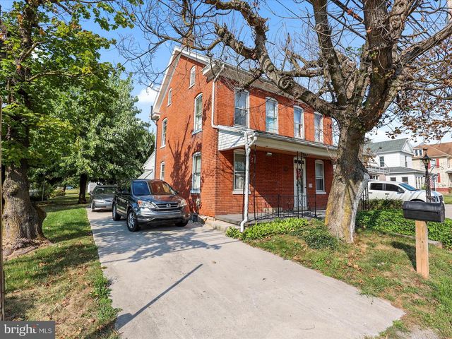 4960 YORK, New Oxford, PA 17350