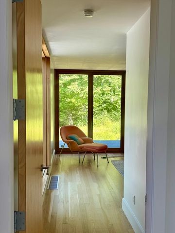 4 Solstice Way, Sharon, MA 02067
