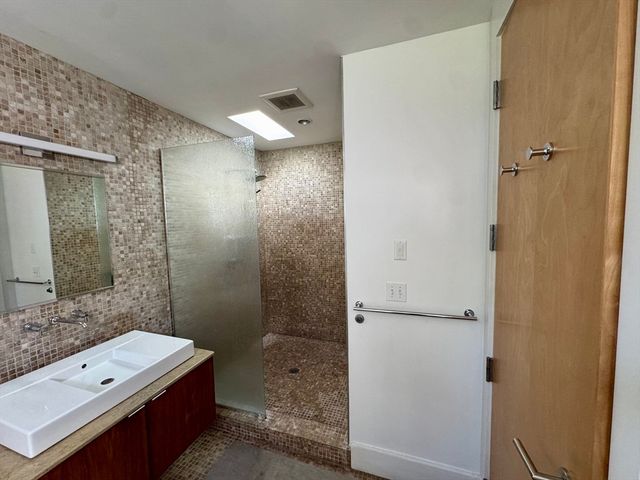 4 Solstice Way, Sharon, MA 02067