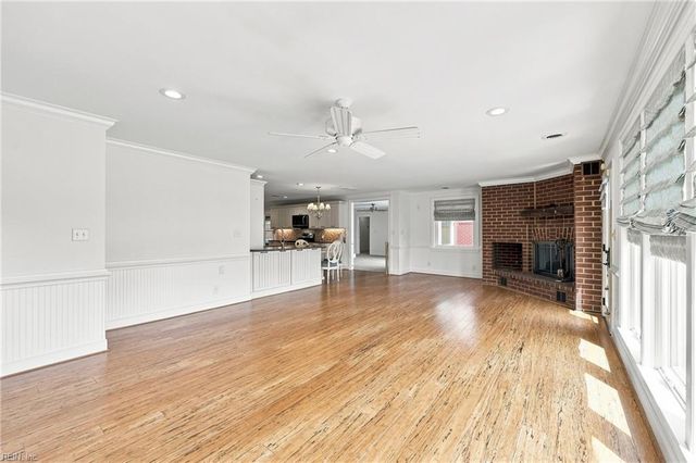 228 Convention DR, Virginia Beach, VA 23462