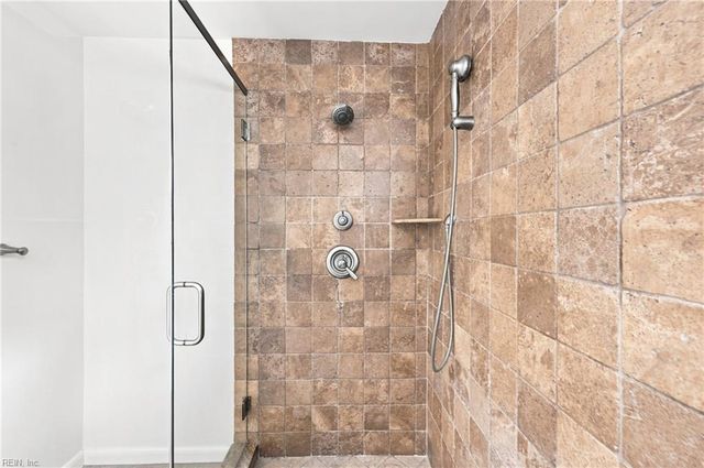 228 Convention DR, Virginia Beach, VA 23462