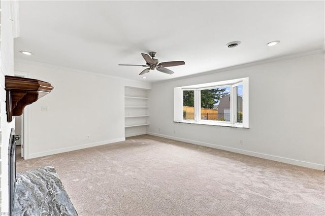 228 Convention DR, Virginia Beach, VA 23462