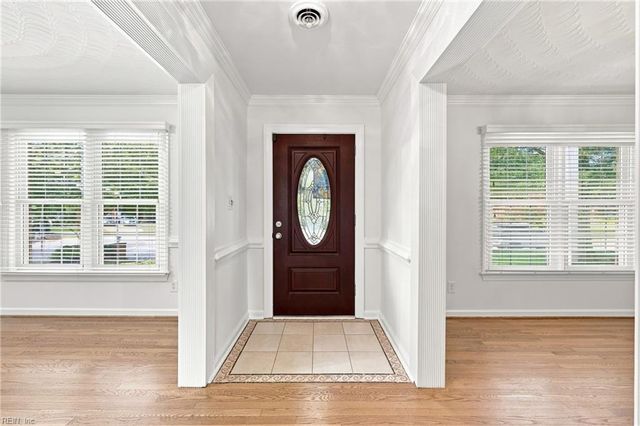 228 Convention DR, Virginia Beach, VA 23462