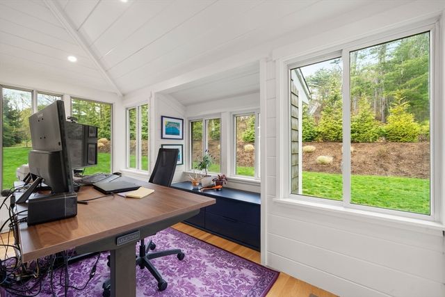 19 Saltmeadow Ln, Duxbury, MA 02332