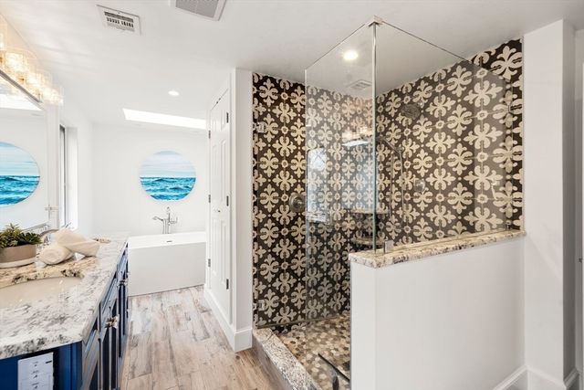 19 Saltmeadow Ln, Duxbury, MA 02332