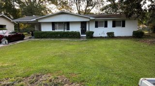 218 Westview Circle, Mccomb, MS 39648