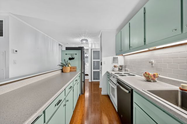 1 Gold Street APT 11D, Hartford, CT 06103