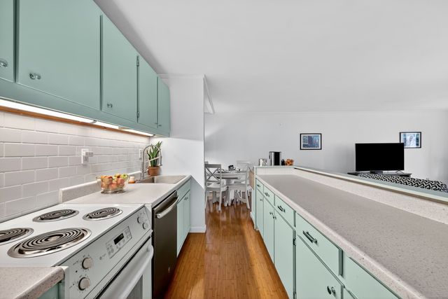 1 Gold Street APT 11D, Hartford, CT 06103