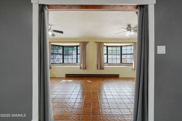 1714 Royal Drive, Las Cruces, NM 88011