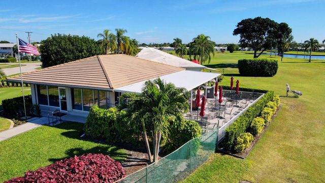 716 SW 18th Street, Boynton Beach, FL 33426
