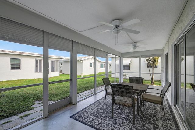 716 SW 18th Street, Boynton Beach, FL 33426