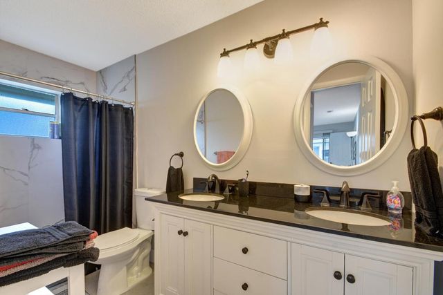 716 SW 18th Street, Boynton Beach, FL 33426