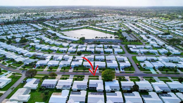 716 SW 18th Street, Boynton Beach, FL 33426