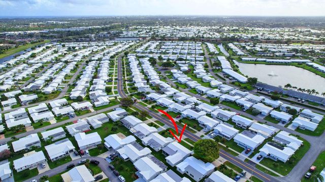 716 SW 18th Street, Boynton Beach, FL 33426