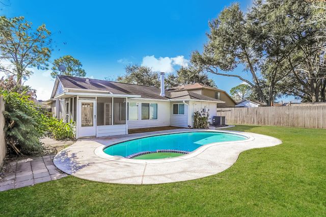 3007 Becket Street, Pearland, TX 77584