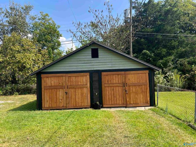 302 Clark Street, Gadsden, AL 35904