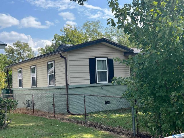 302 Clark Street, Gadsden, AL 35904