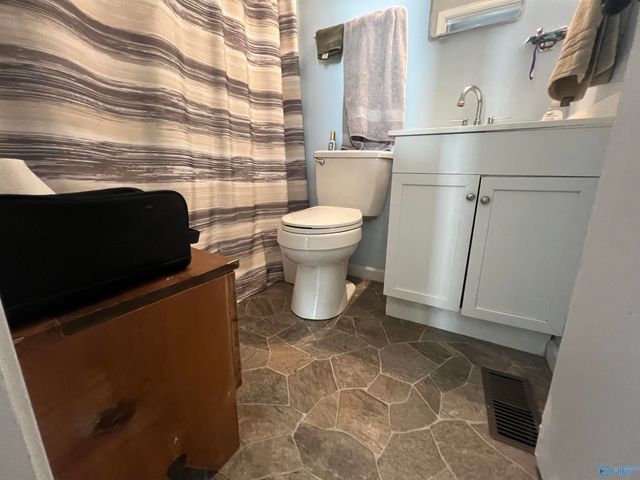 302 Clark Street, Gadsden, AL 35904