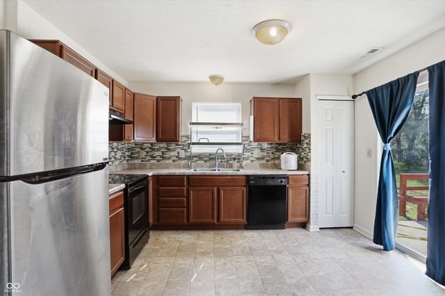 953 Beal Way, Indianapolis, IN 46217
