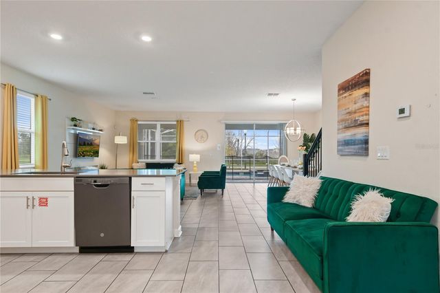 8834 CABOT CLIFFS DRIVE, Davenport, FL 33896