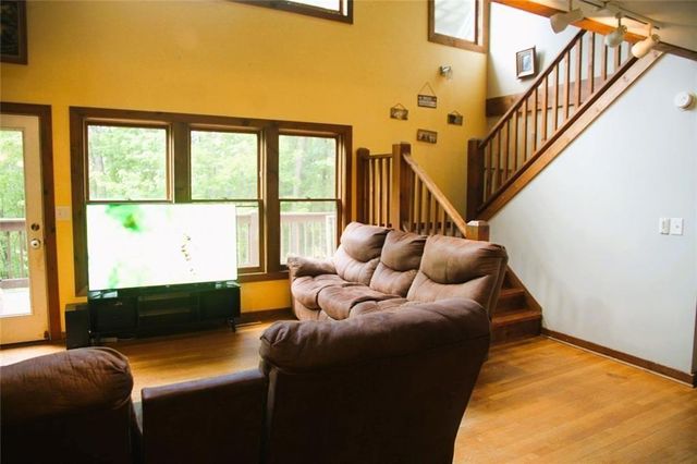 168 Green Cabin Way, Talking Rock, GA 30175