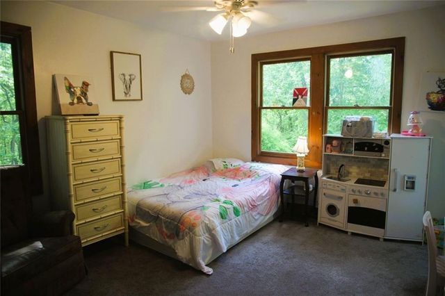 168 Green Cabin Way, Talking Rock, GA 30175