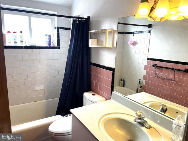 924 PALLADI DR, Baltimore, MD 21227