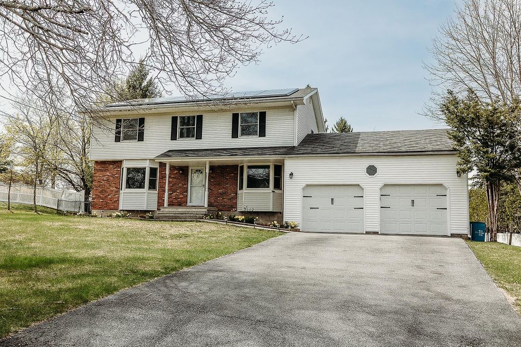 11 Kennedy Terrace, Middletown, NY 10940
