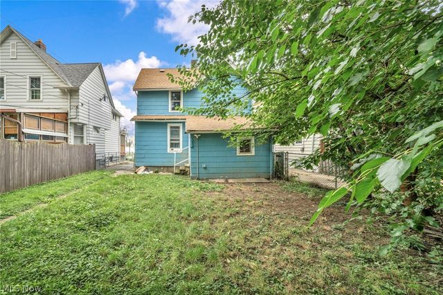 2166 W 93rd Street, Cleveland, OH 44102