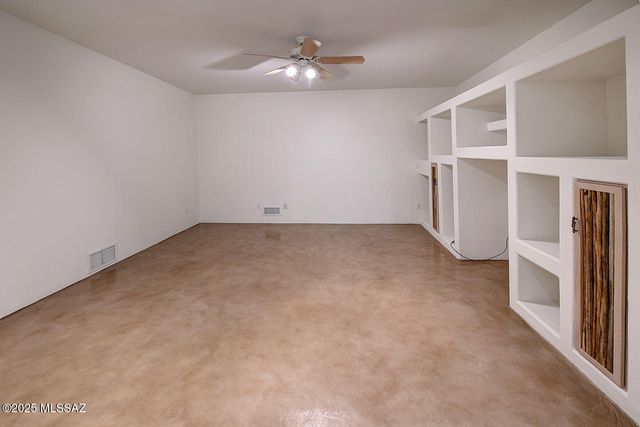 972 N Rancho Del Jefe Loop, Tucson, AZ 85748