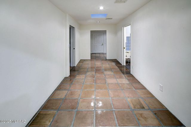 972 N Rancho Del Jefe Loop, Tucson, AZ 85748