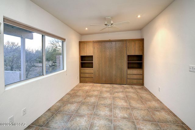 972 N Rancho Del Jefe Loop, Tucson, AZ 85748