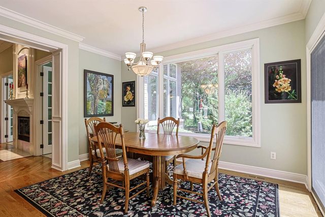 35 Frick Court, Glendale, OH 45246