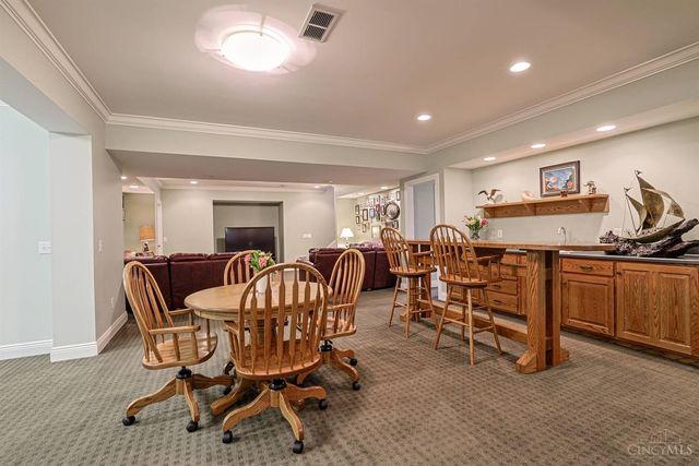 35 Frick Court, Glendale, OH 45246