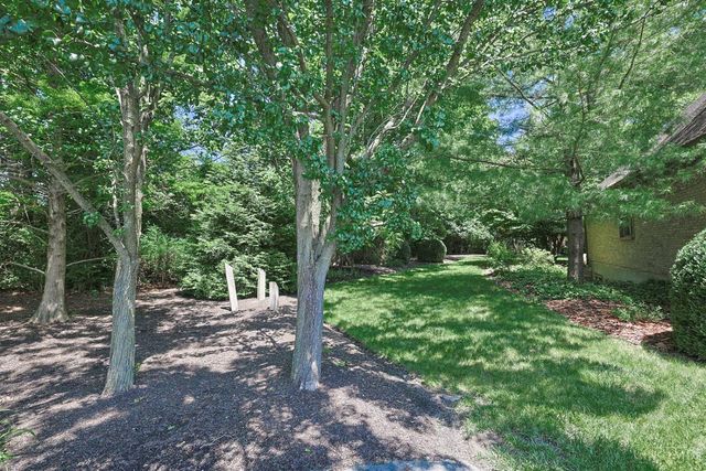 35 Frick Court, Glendale, OH 45246