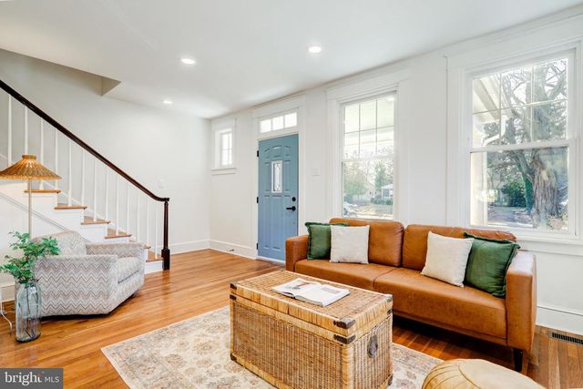 1121 W CLAY ST, Lancaster, PA 17603