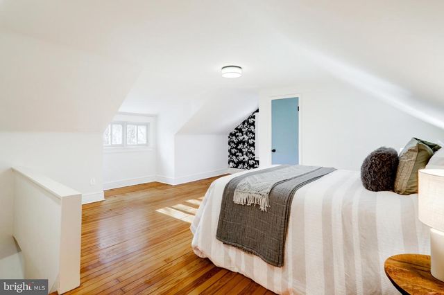 1121 W CLAY ST, Lancaster, PA 17603