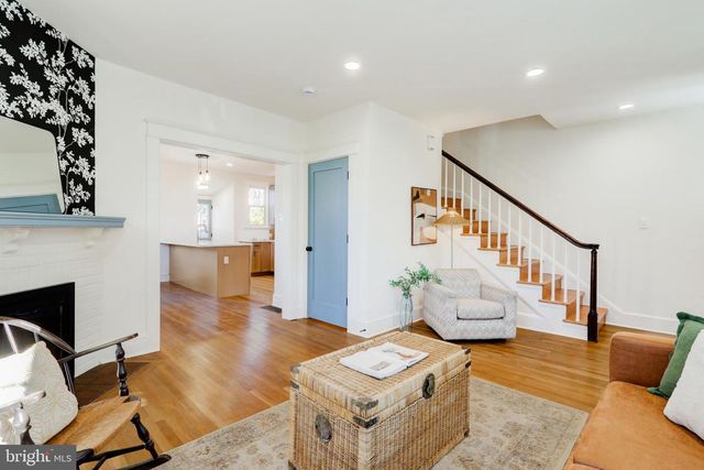 1121 W CLAY ST, Lancaster, PA 17603