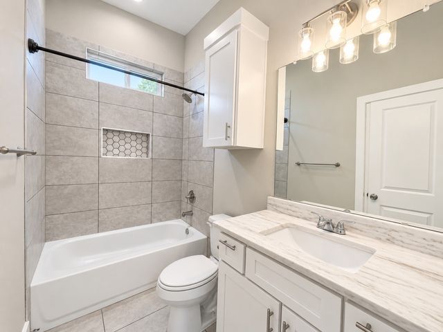 4520 Garrison Avenue, Dallas, TX 75216