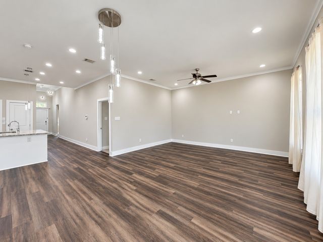 4520 Garrison Avenue, Dallas, TX 75216