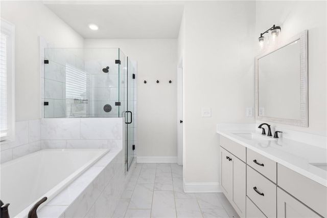 301 Marlowe Alley, Johns Creek, GA 30024