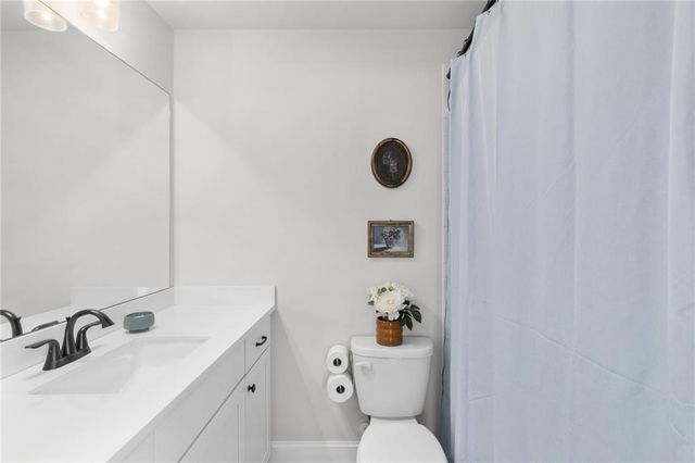 301 Marlowe Alley, Johns Creek, GA 30024