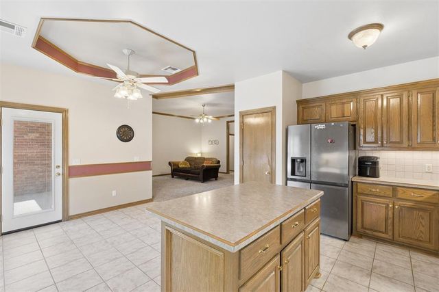 12504 Kingsridge Terrace, Oklahoma City, OK 73170