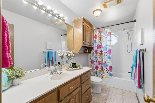 12504 Kingsridge Terrace, Oklahoma City, OK 73170